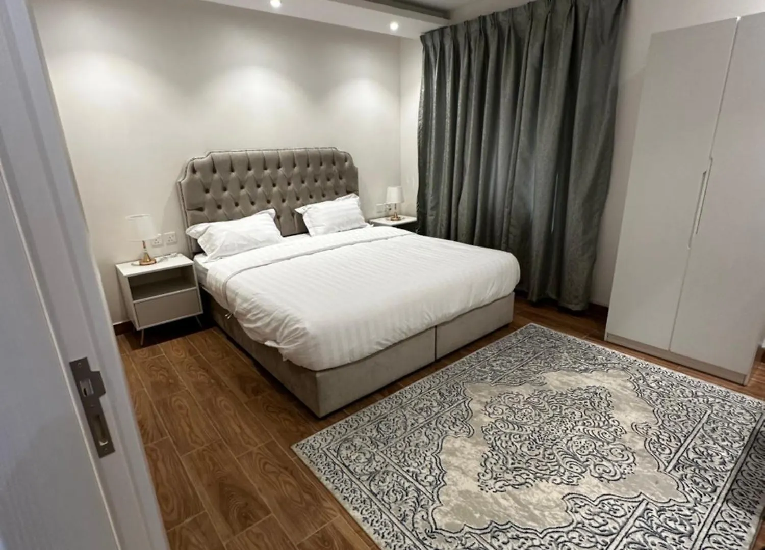 Roma House Daire Medine